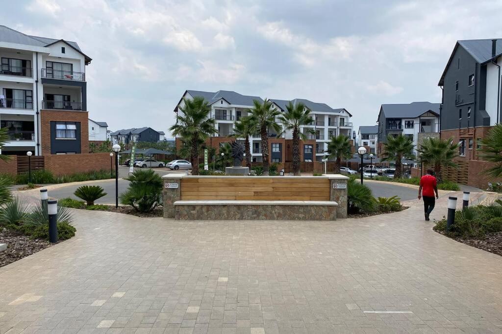 Penthouse 172 At The Blyde Crystal Lagoon Lejlighed Pretoria-Noord Eksteriør billede